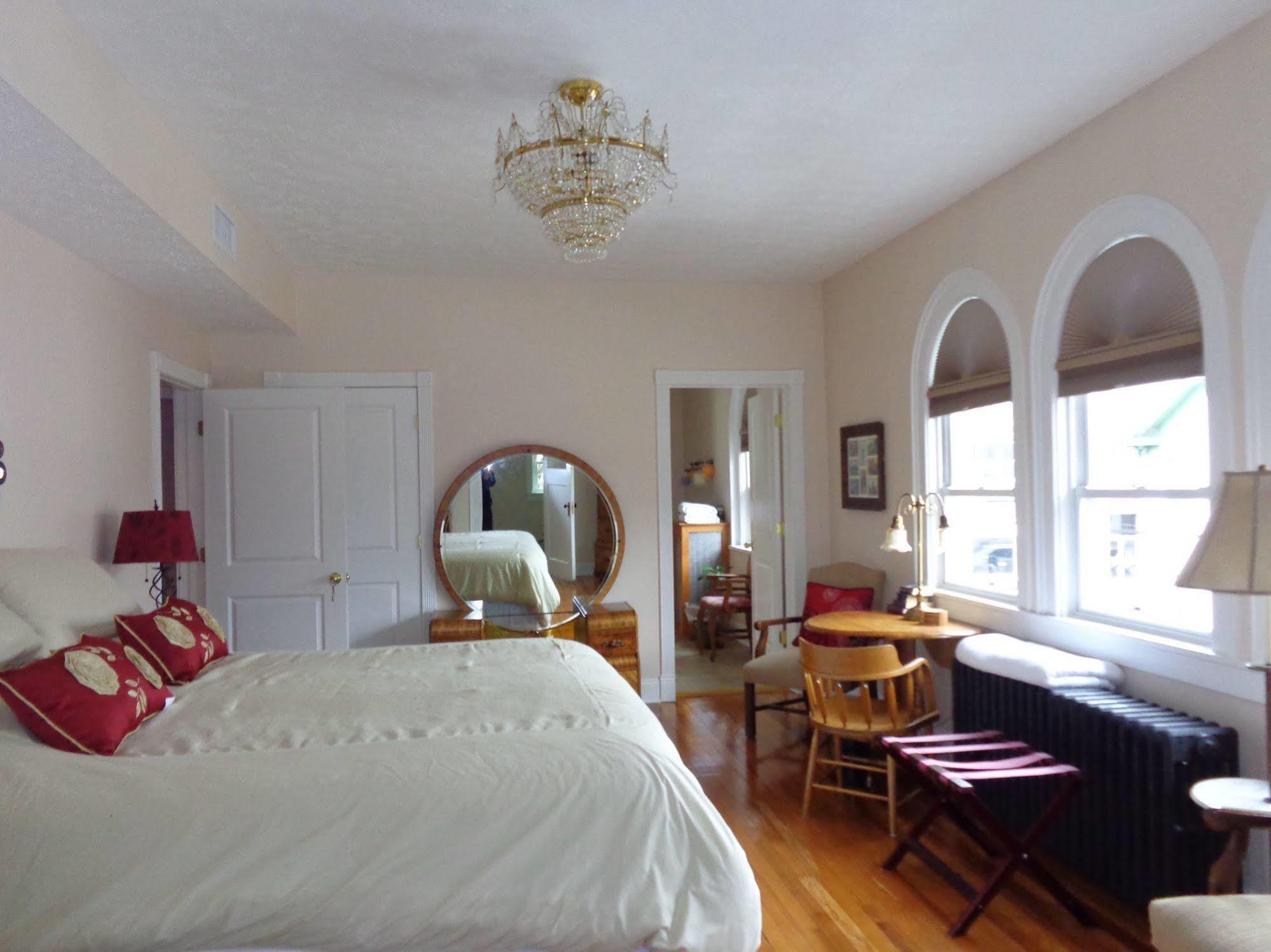 Connellsville Bed And Breakfast エクステリア 写真